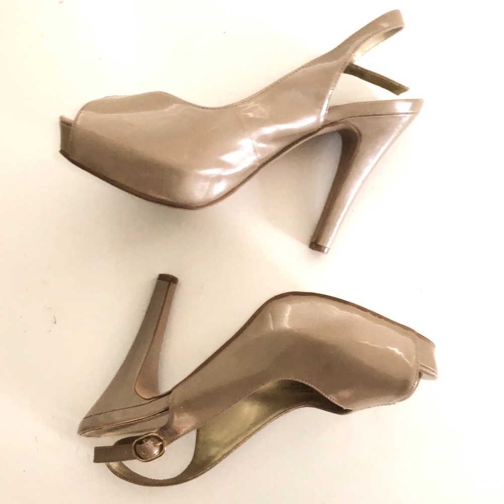 Nine West Champagne Platform Peep Toe slingback